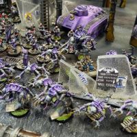 Mahar et sa tabl�e industrielle et glac�e