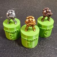 Troph�es d'arm�es (sign�s Wallace)