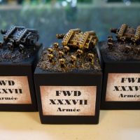 Troph�es d'arm�es (sign�s Tibald)