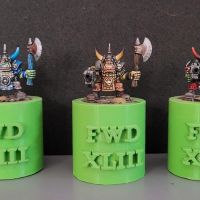 Troph�es d'arm�e (sign�s Wallace)