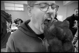 Un vioc de Youtoube et des vioques de la vraie vie