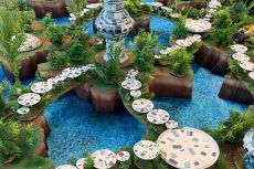 Alaric et sa table immerg�e