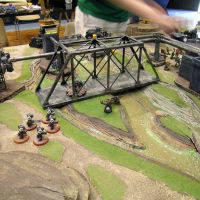 Alexgrunt et sa tabl�e industrielle